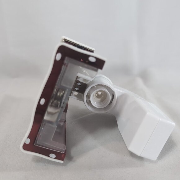 Bath & Body Works Wallflower Plug Christmas Winter Barn Red Projector Nightlight - Picture 10 of 14